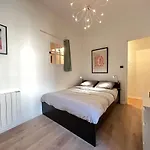 Appartement 6p Au Coeur Des Carmes