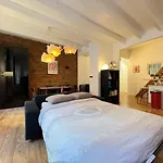 6p Au Coeur Des Carmes *