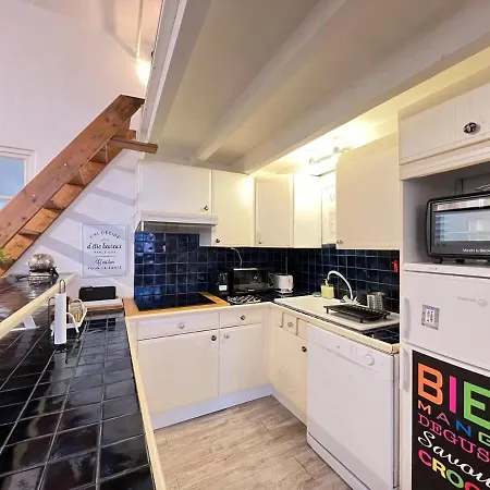 6p Au Coeur Des Carmes Apartamento
